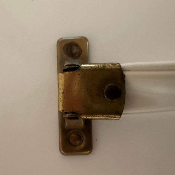 STYLING PLASTIC’s Style White Round Hat/Wig Box. 1960’s Vintage - Picture 4 of 13